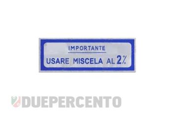 Adesivo blu "Usare Miscela al 2%", per Vespa 125 VNB/ 150 VBA/ VBB/ GL