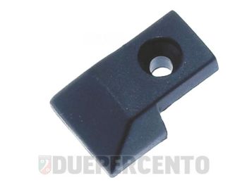 Puntale listelli pedana in plastica con foro per Vespa P125-150X/ PX125-200E/ Lusso 1°/P150S/ P200E